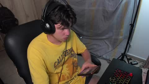 Snapshot of yurii_moody chatting on 12/11/24, 02:41 yurii_moody online show from 12/11/24, 02:41