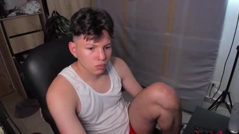 Snapshot of yurii_moody chatting on 02/24/25, 11:30 yurii_moody online show from 02/24/25, 11:30