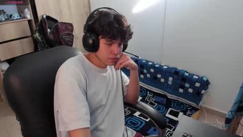 Snapshot of yurii_moody chatting on 09/14/25, 09:25 yurii_moody online show from 09/14/25, 09:25