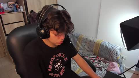 Snapshot of yurii_moody chatting on 10/31/25, 03:13 yurii_moody online show from 10/31/25, 03:13