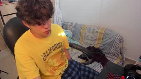 Snapshot of yurii_moody chatting on 11/10/25, 06:40 yurii_moody online show from 11/10/25, 06:40