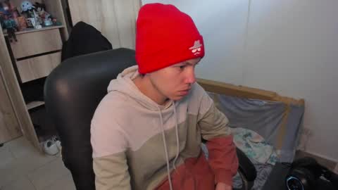 Snapshot of yurii_moody chatting on 11/16/25, 05:18 yurii_moody online show from 11/16/25, 05:18