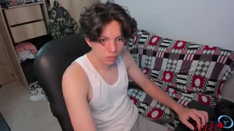 Snapshot of yurii_moody chatting on 12/16/25, 08:25 yurii_moody online show from 12/16/25, 08:25