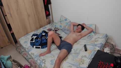 Snapshot of yurii_moody chatting on 12/22/25, 01:46 yurii_moody online show from 12/22/25, 01:46