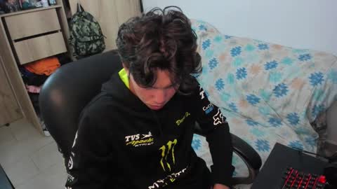 Snapshot of yurii_moody chatting on 01/12/26, 06:35 yurii_moody online show from 01/12/26, 06:35