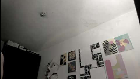 Snapshot of yury_sun chatting on 04/20/26, 12:46 paola online show from 04/20/26, 12:46