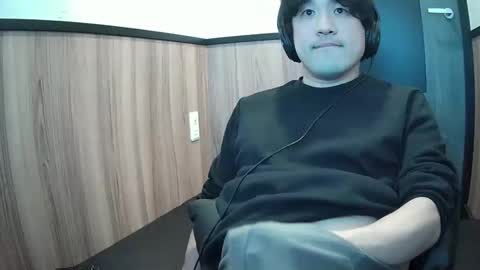 Yuta online show from 03/11/26, 01:44