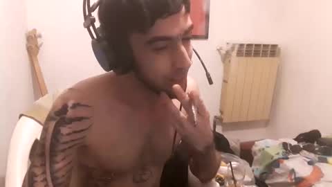 Yuumi online show from 09/12/25, 07:52