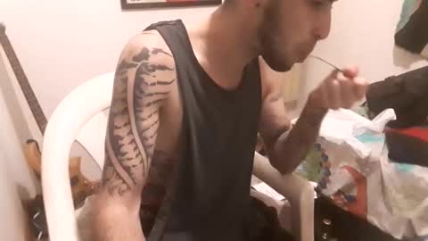 Yuumi online show from 09/15/25, 03:50