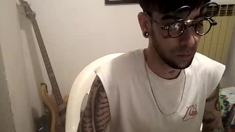 Yuumi online show from 09/16/25, 02:56