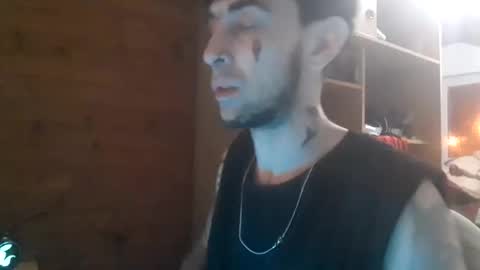 Yuumi online show from 10/07/25, 03:25