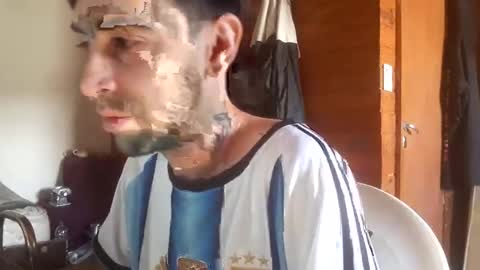 Snapshot of yuumis chatting on 03/09/26, 08:35 Yuumi online show from 03/09/26, 08:35