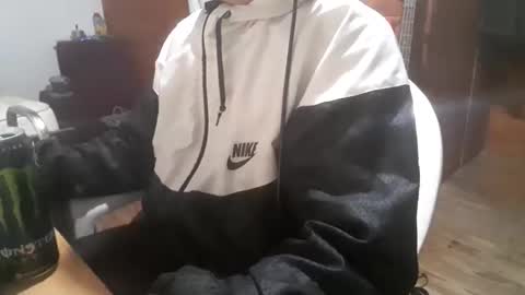 Snapshot of yuumis chatting on 04/05/26, 06:32 Yuumi online show from 04/05/26, 06:32