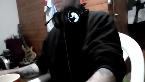 Snapshot of yuumis chatting on 04/17/26, 03:09 Yuumi online show from 04/17/26, 03:09