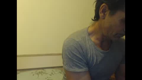 Snapshot of yvesstorm5 chatting on 01/05/25, 03:45 yvesstorm5 online show from 01/05/25, 03:45