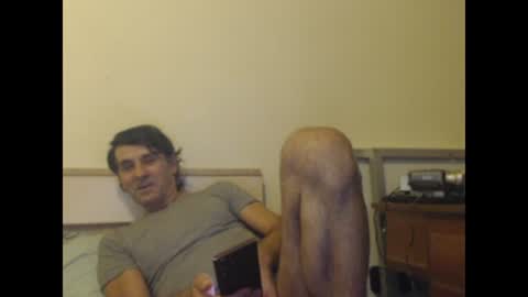 Snapshot of yvesstorm5 chatting on 01/19/25, 08:41 yvesstorm5 online show from 01/19/25, 08:41