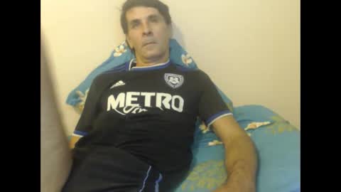 Snapshot of yvesstorm5 chatting on 10/14/25, 03:46 yvesstorm5 online show from 10/14/25, 03:46