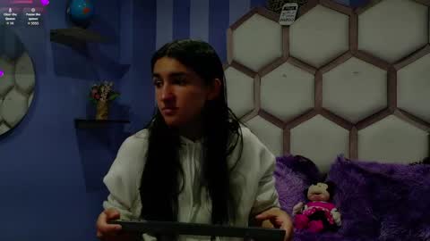 Snapshot of yvi_taylor chatting on 04/29/26, 11:58 yvi online show from 04/29/26, 11:58