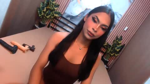 Snapshot of yvonnellvs chatting on 02/19/26, 03:02 yvonnellvs online show from 02/19/26, 03:02