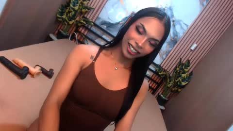 yvonnellvs online show from 02/26/26, 09:25