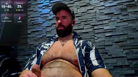 Snapshot of yy_david_yy chatting on 02/01/25, 12:18 David online show from 02/01/25, 12:18