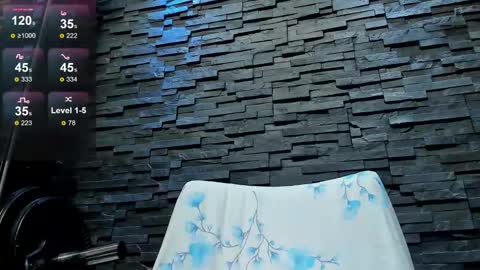 Snapshot of yy_david_yy chatting on 02/04/25, 01:45 David online show from 02/04/25, 01:45