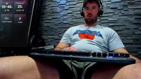 Snapshot of yy_david_yy chatting on 03/09/25, 07:15 David online show from 03/09/25, 07:15