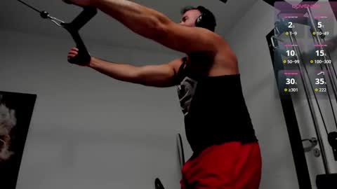 Snapshot of yy_david_yy chatting on 10/24/25, 06:04 David online show from 10/24/25, 06:04