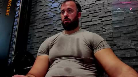 Snapshot of yy_david_yy chatting on 11/16/25, 06:41 David online show from 11/16/25, 06:41