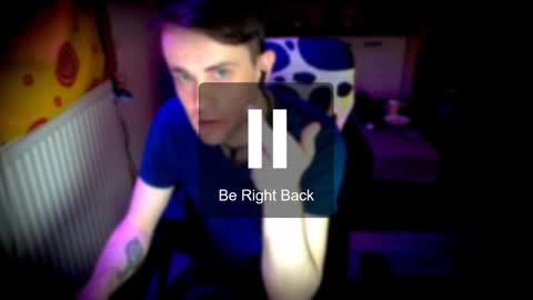 Snapshot of yyscript chatting on 12/17/24, 11:38   online show from 12/17/24, 11:38