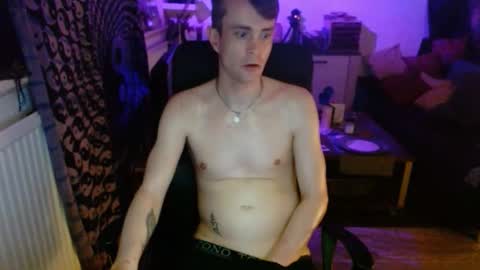 Snapshot of yyscript chatting on 09/29/25, 05:29   online show from 09/29/25, 05:29