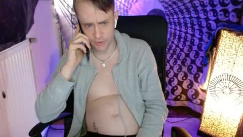   online show from 11/17/25, 01:39