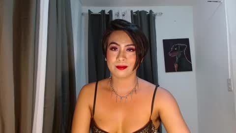 Snapshot of zabrina_huge chatting on 11/24/25, 05:01 ts baby banana online show from 11/24/25, 05:01