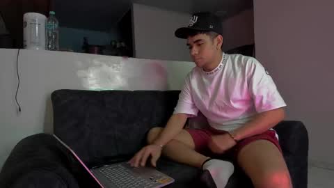 Snapshot of zac_joness chatting on 01/26/25, 06:07 zac online show from 01/26/25, 06:07