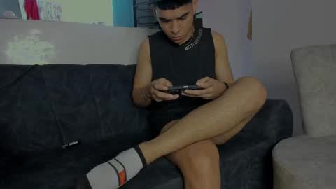 Snapshot of zac_joness chatting on 02/05/25, 08:04 zac online show from 02/05/25, 08:04