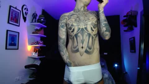 zac_muller1 online show from 11/27/25, 06:48