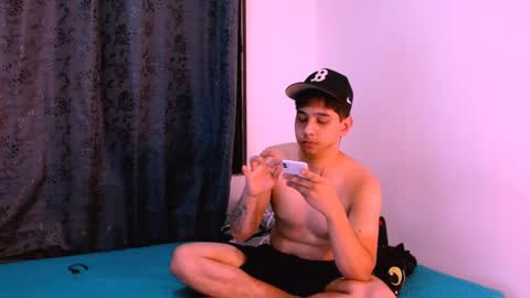 zacck_evans online show from 05/26/26, 03:13