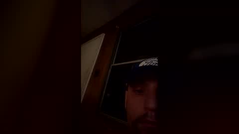 zacharyrobertson48 online show from 05/17/26, 08:12