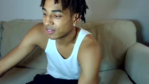 Snapshot of zachbrownn chatting on 10/29/25, 03:53 zachbrownn online show from 10/29/25, 03:53