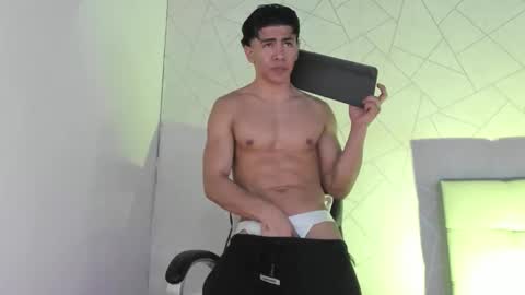 zack conor online show from 10/22/25, 08:52