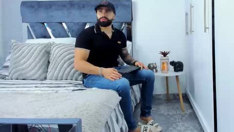 Richard online show from 11/26/25, 01:01