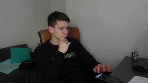 Snapshot of zack_gillian chatting on 05/03/26, 07:31 ZACK GILLIAN online show from 05/03/26, 07:31