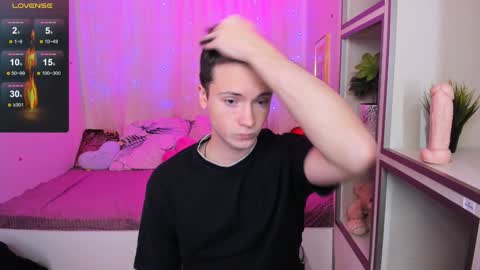 Snapshot of zack_hemsey chatting on 12/02/24, 10:07 Zack online show from 12/02/24, 10:07