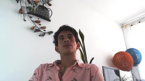 Snapshot of zack_kingg chatting on 01/02/25, 05:50 Zack King online show from 01/02/25, 05:50