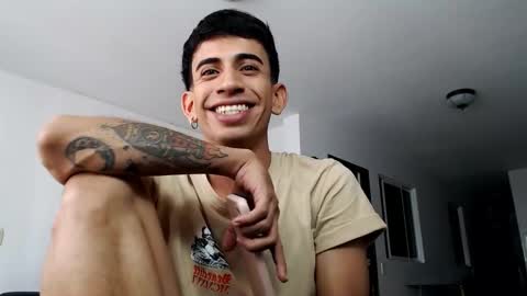 Snapshot of zack_kingg chatting on 01/27/25, 06:31 Zack King online show from 01/27/25, 06:31