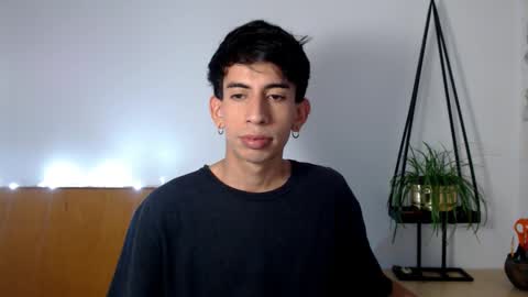 Snapshot of zack_kingg chatting on 03/11/25, 06:30 Zack King online show from 03/11/25, 06:30