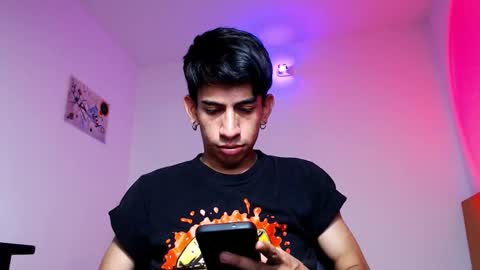 Snapshot of zack_kingg chatting on 09/11/25, 05:18 Zack King online show from 09/11/25, 05:18