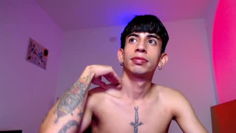 Snapshot of zack_kingg chatting on 09/17/25, 05:47 Zack King online show from 09/17/25, 05:47