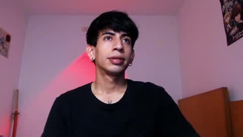 Snapshot of zack_kingg chatting on 10/22/25, 04:18 Zack King online show from 10/22/25, 04:18