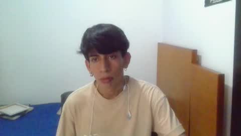 Snapshot of zack_kingg chatting on 10/27/25, 07:07 Zack King online show from 10/27/25, 07:07